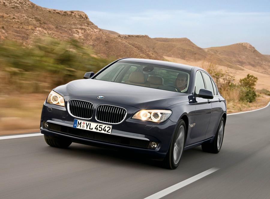  BMW 7-Series 2009 года  (фото 64 из 167)